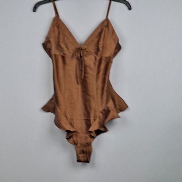 SKIMS Other - Skims ladies silk teddy NWT